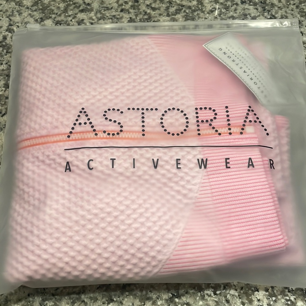 Cropped top/ legging matching tracksuit